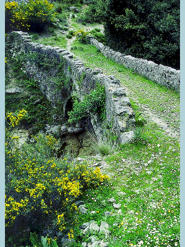 Foto: Steinbrücke