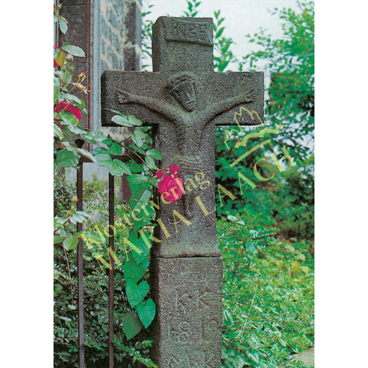 Kondolenzkarte - Basaltkreuz mit Rose