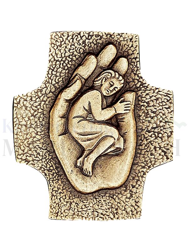 Foto: Kreuz Kind in der Hand, 9 x 7 cm